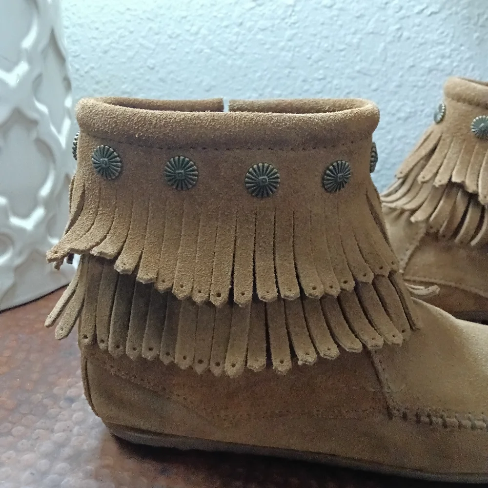 Minnetonka x Free People Sz. 7 Double Fringe Side Zip Boots
